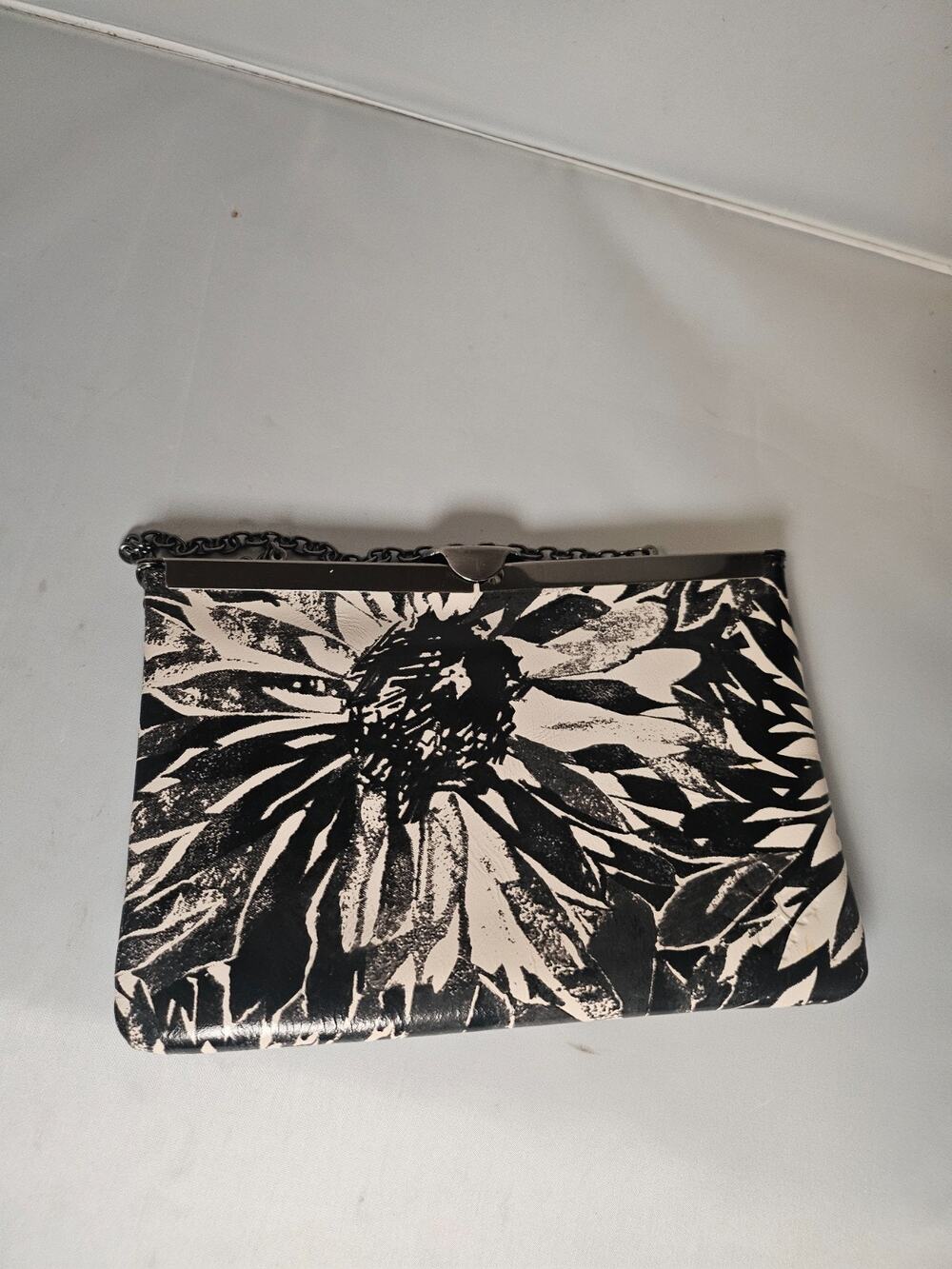 Patricia Nash purse Leather Clutch Shoulder Bag Chain Strap BLACK
